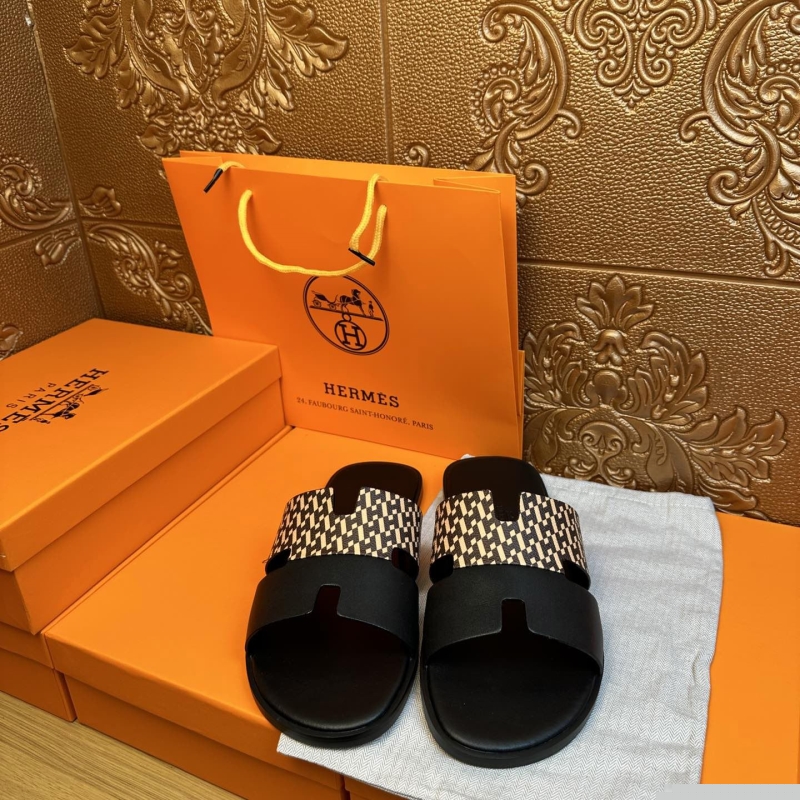 H**mes slippers